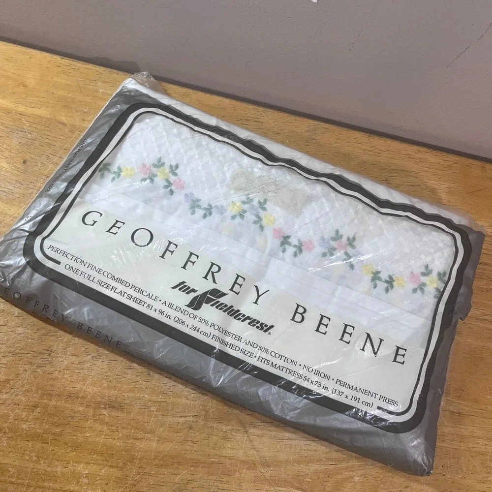 Geoffrey Beene Flat Sheet Full White Vtg Trousseau Flowers Embroidered Percale